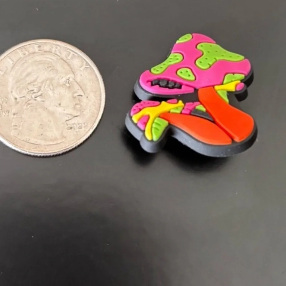 3 Colorful Mushroom jibbitz & 1 iron patch on 🍄‍🟫 Set